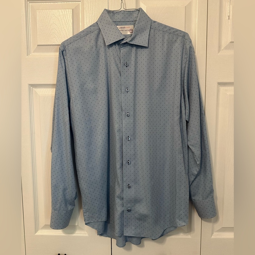 Lorenzo Uomo men’s dress shirt. Excellent condition.